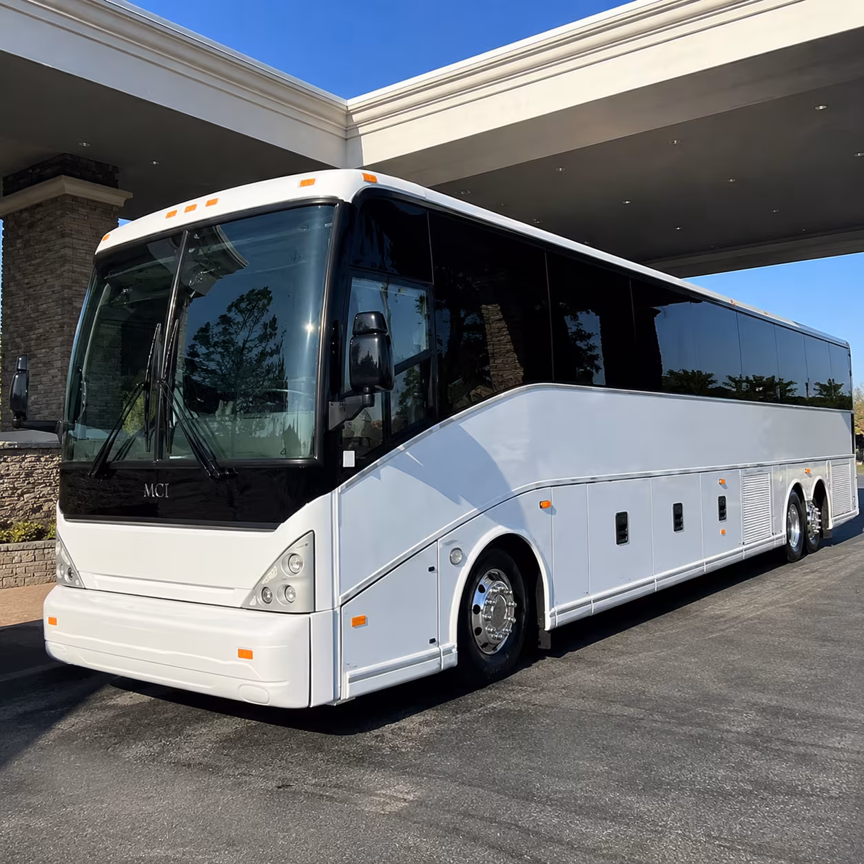 book the perfect ride for your next field trip 4
