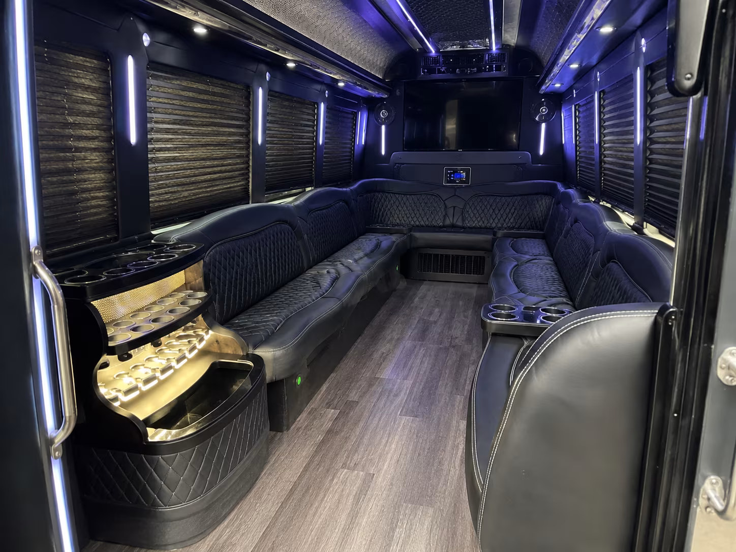 bus rentals for outdoor festivals and multi venue concert weekends near lewisville