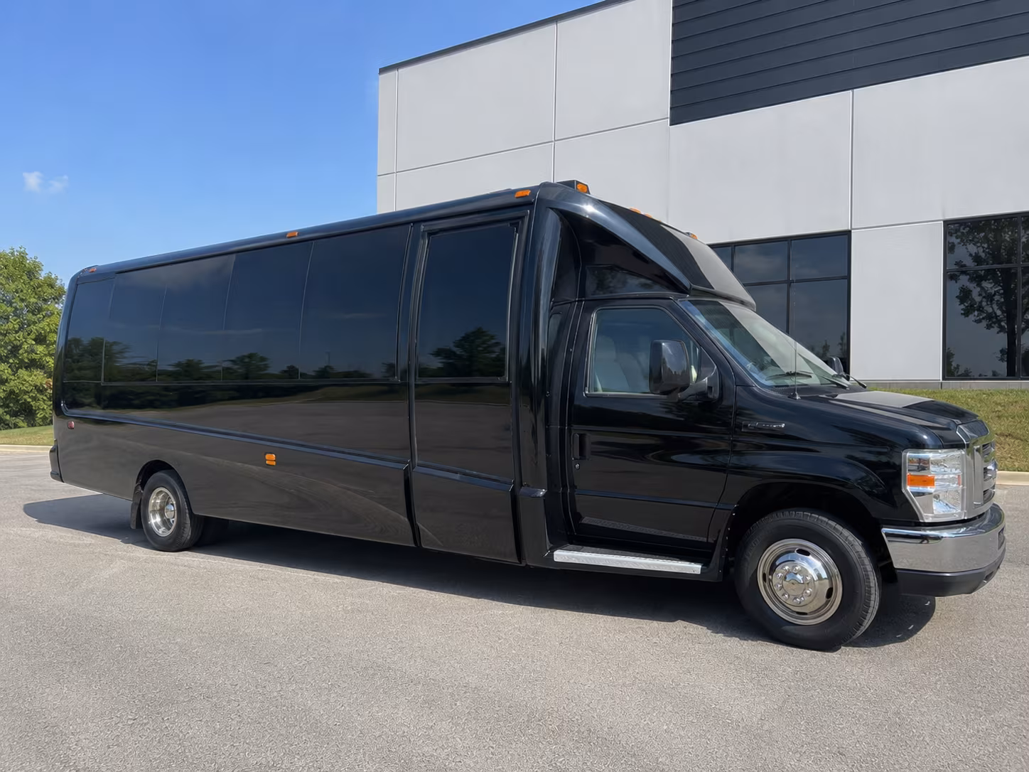 lewisville lake recreation and winery tour buses