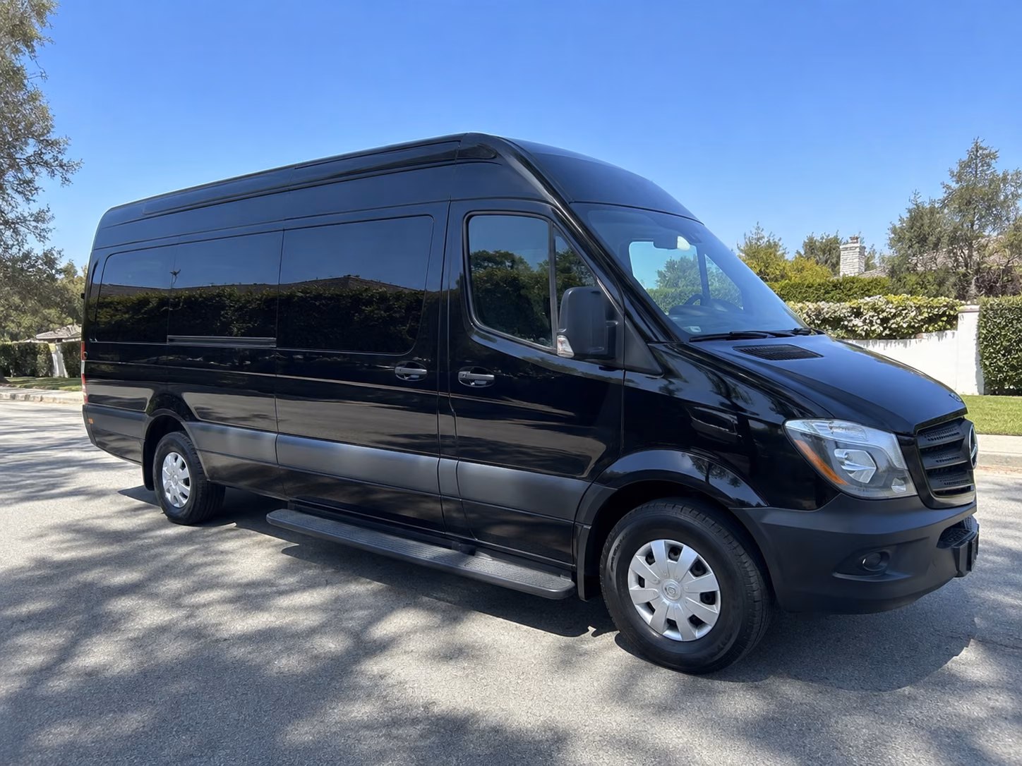 sprinter van and minibus rentals for small groups exploring local texas wineries